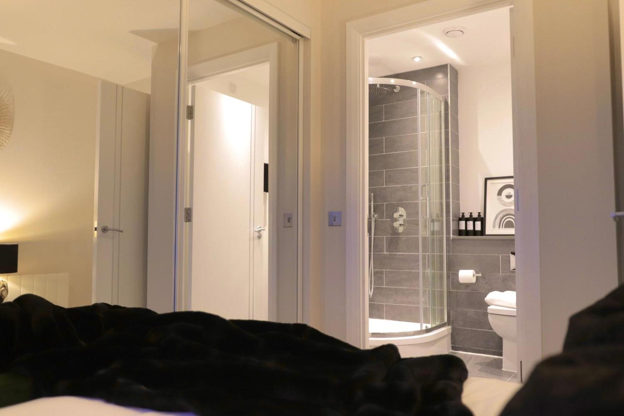 2Br Luxury Flat Belfast City Centre , Free Snacks & Free Netflix Экстерьер фото